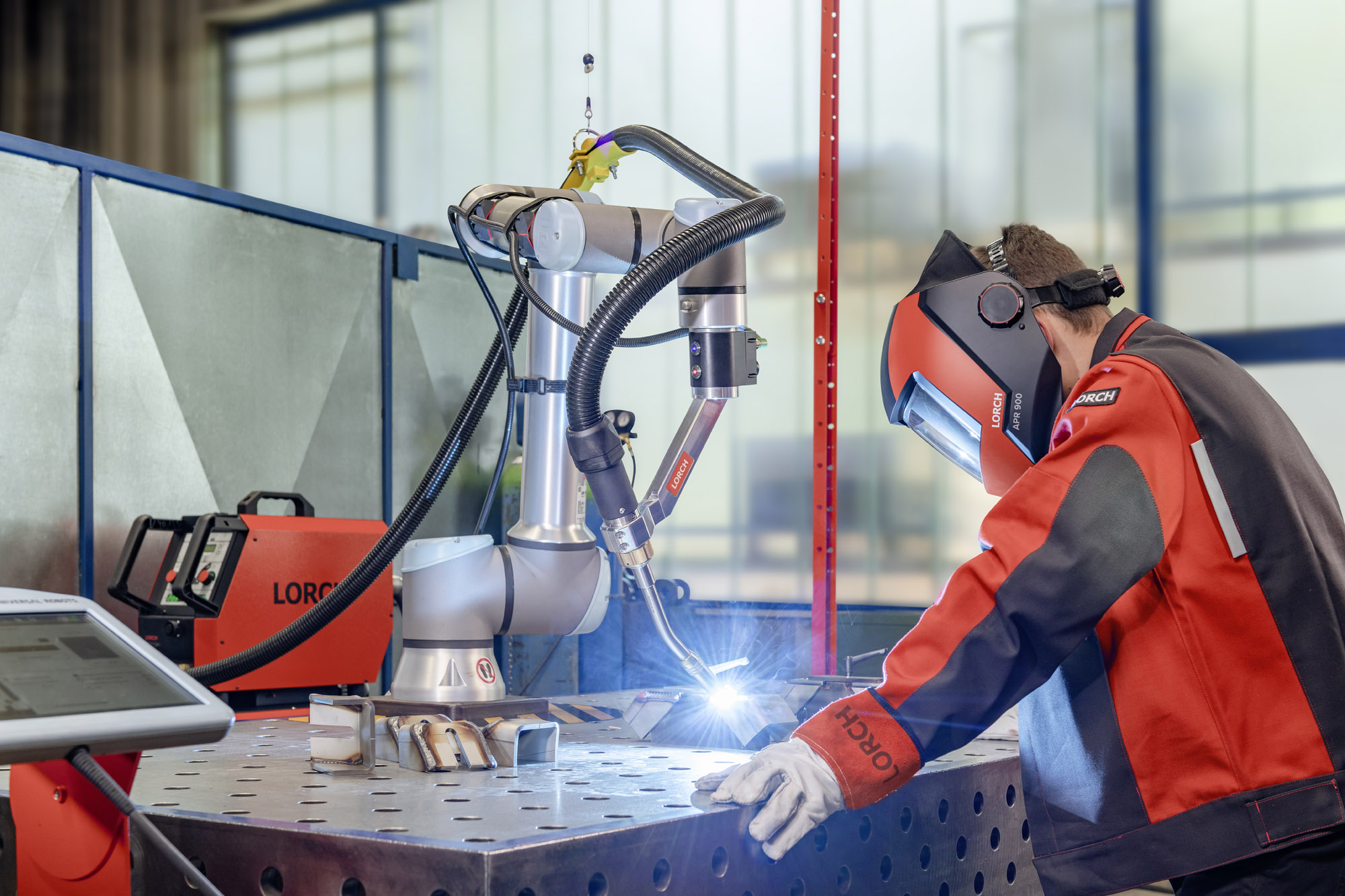 The Lorch Cobot Welding Solutions UR10e MIG-MAG